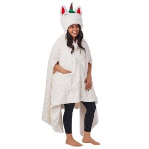 Cozy Critter Wrap, 43" x 81"